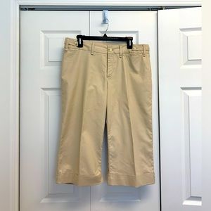 Banana Republic beige capris.